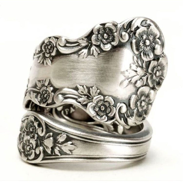 Women's Engagement Ring Hand Jewelry